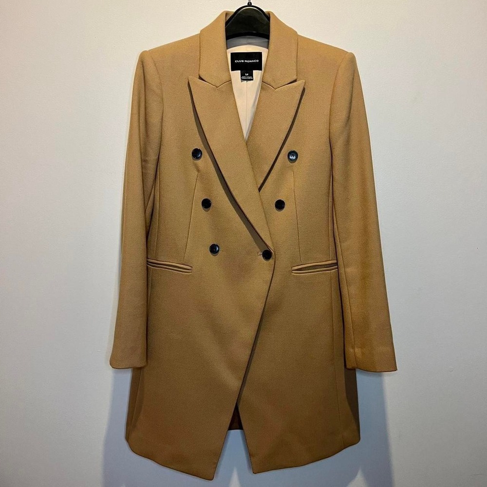 CLUB MONACO Signature Double-Breasted Coat Wool blend. Lined